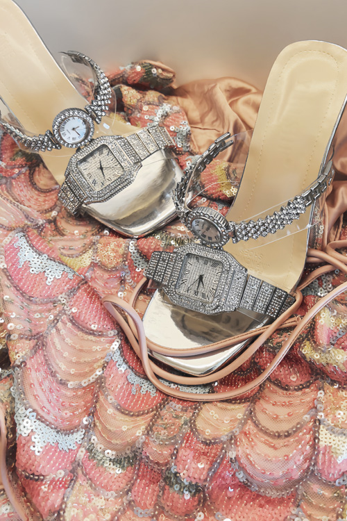Sepatu hak tinggi kristal desa - Luxury Watch Diamond ulasan dan harga