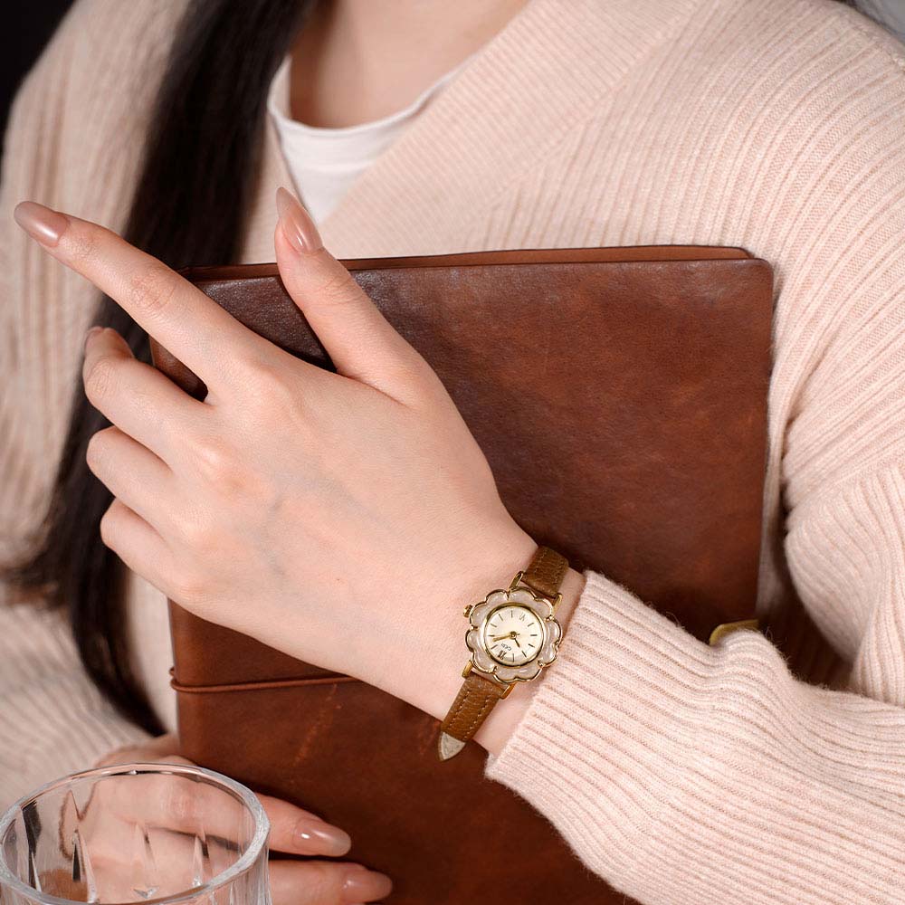 GEDI Jam Tangan Bunga Retro Ke - Luxury Watch Leather Strap ulasan dan harga
