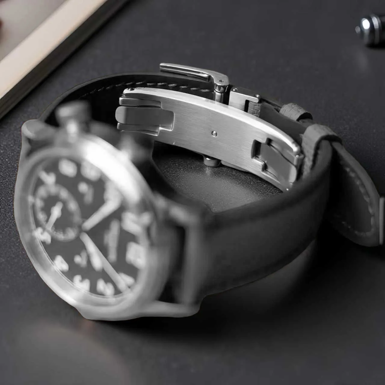 Tali Jam Tangan dengan Gesper  - Luxury Watch Uk ulasan dan harga